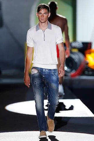 Look 32